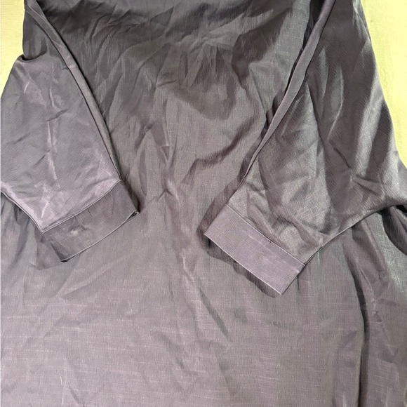 Sincerely Jules Smoke Blue Satin Top Size Medium - Picture 4 of 4